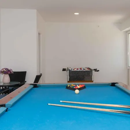 Velaria With Private Pool Villa *