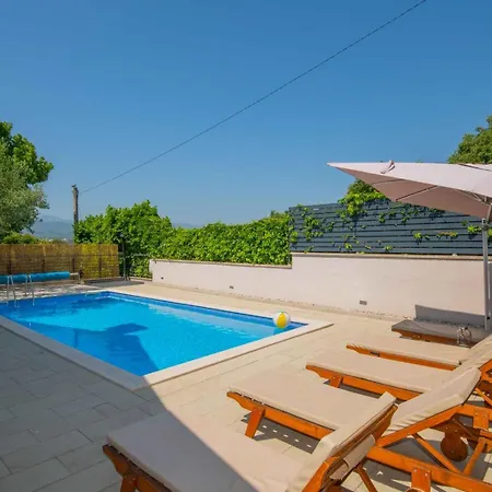 Velaria With Private Pool Donja Glavina