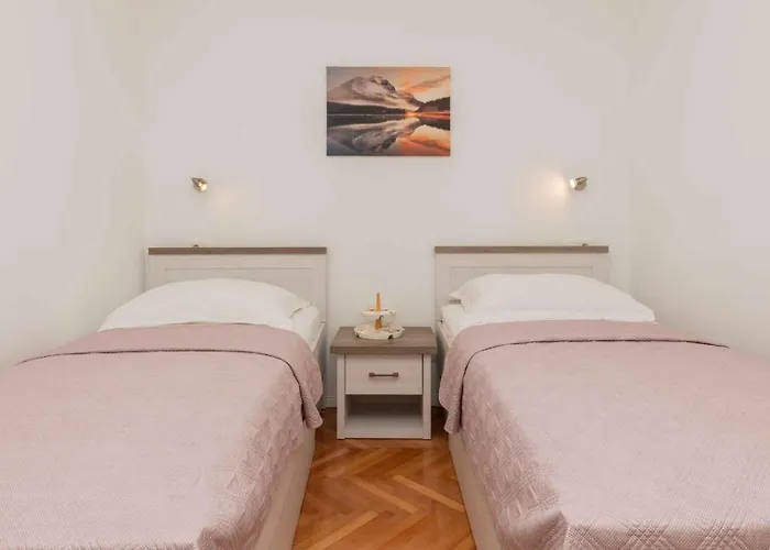 Velaria With Private Pool Vila *