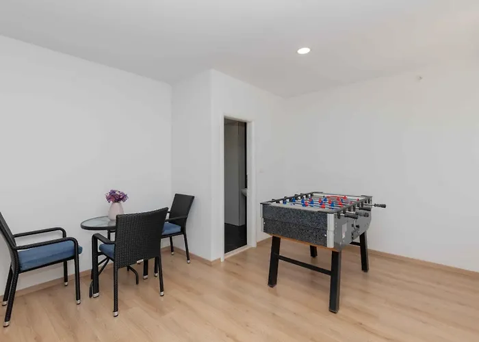Vila Velaria With Private Pool Donja Glavina