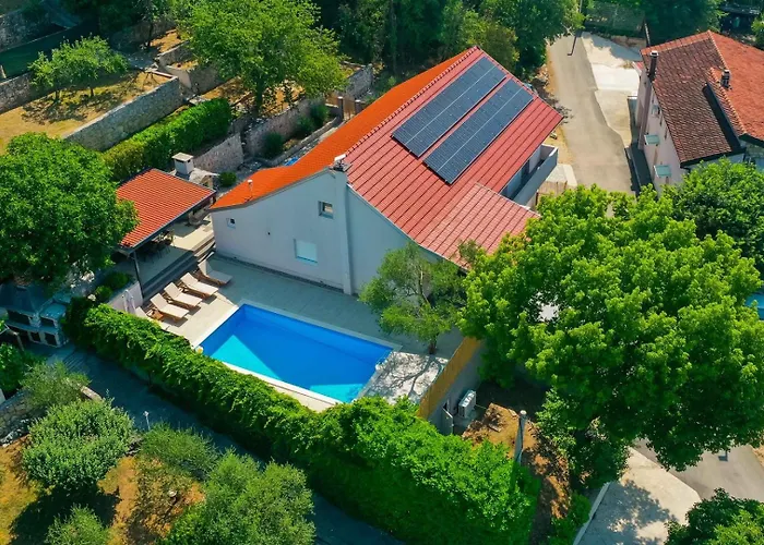 Velaria With Private Pool Vila Donja Glavina