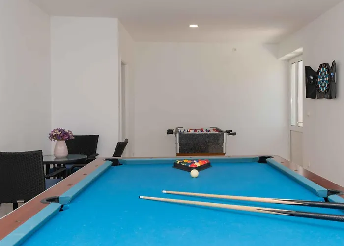Velaria With Private Pool Vila *
