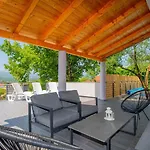 Vila Velaria With Private Pool *