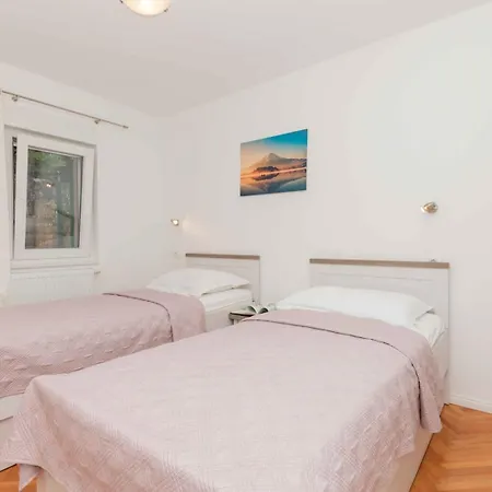 Velaria With Private Pool *